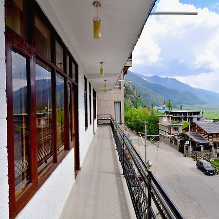 Hotel Kingston Manāli Εξωτερικό φωτογραφία