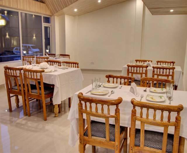 Hotel Kingston Manāli Εξωτερικό φωτογραφία